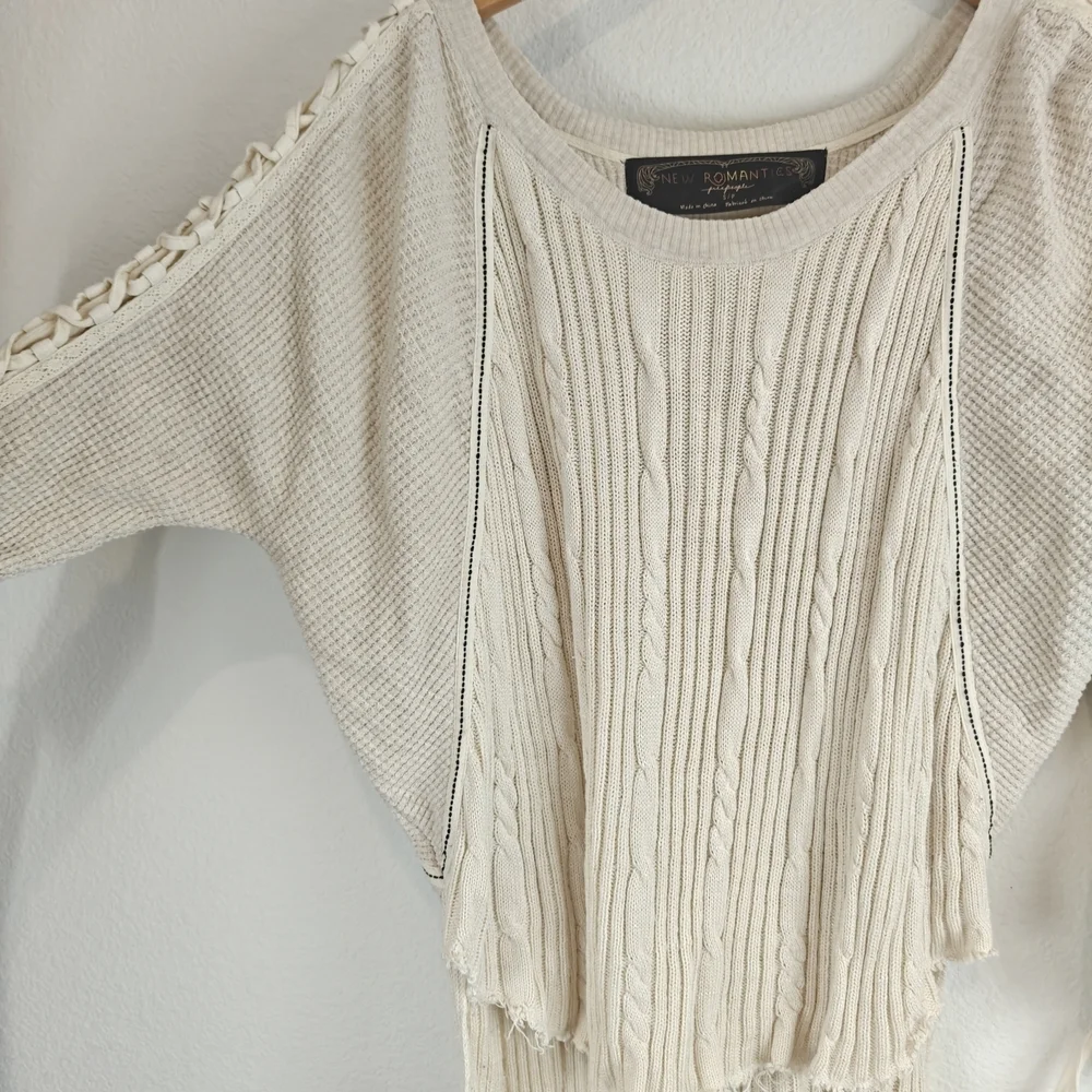 Free People New Romantics Lace-Up Sleeve High Low Boho Knit Thermal Top S